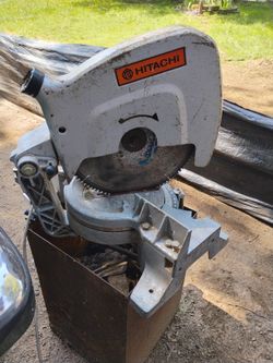 Hitachi Miter Saw