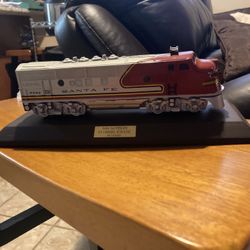 Vintage Avon 1992 Santa Fe Lionel Train