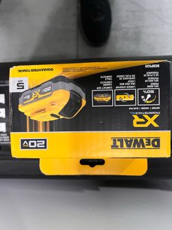 Dewalt battery XR 20b 5 ah
