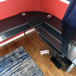 L-shaped Glass Desk