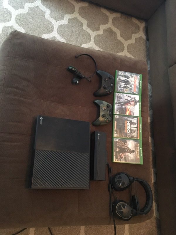 XBox One with games, controllers, turtle beach headset
