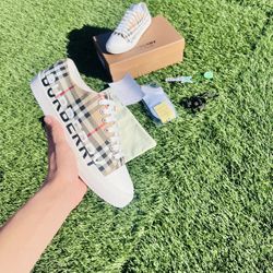 Women’s Burberry Shoes 