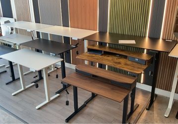 Brand new adjustable, electronic standing desks