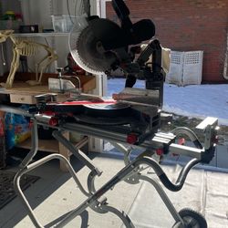 BOSCH 12” Corded Dual-bevel Compound Sliding Glide Miter Saw With 60 Tooth Blade