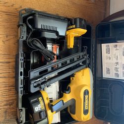 16 Gage Cordless angel Finish Nailer