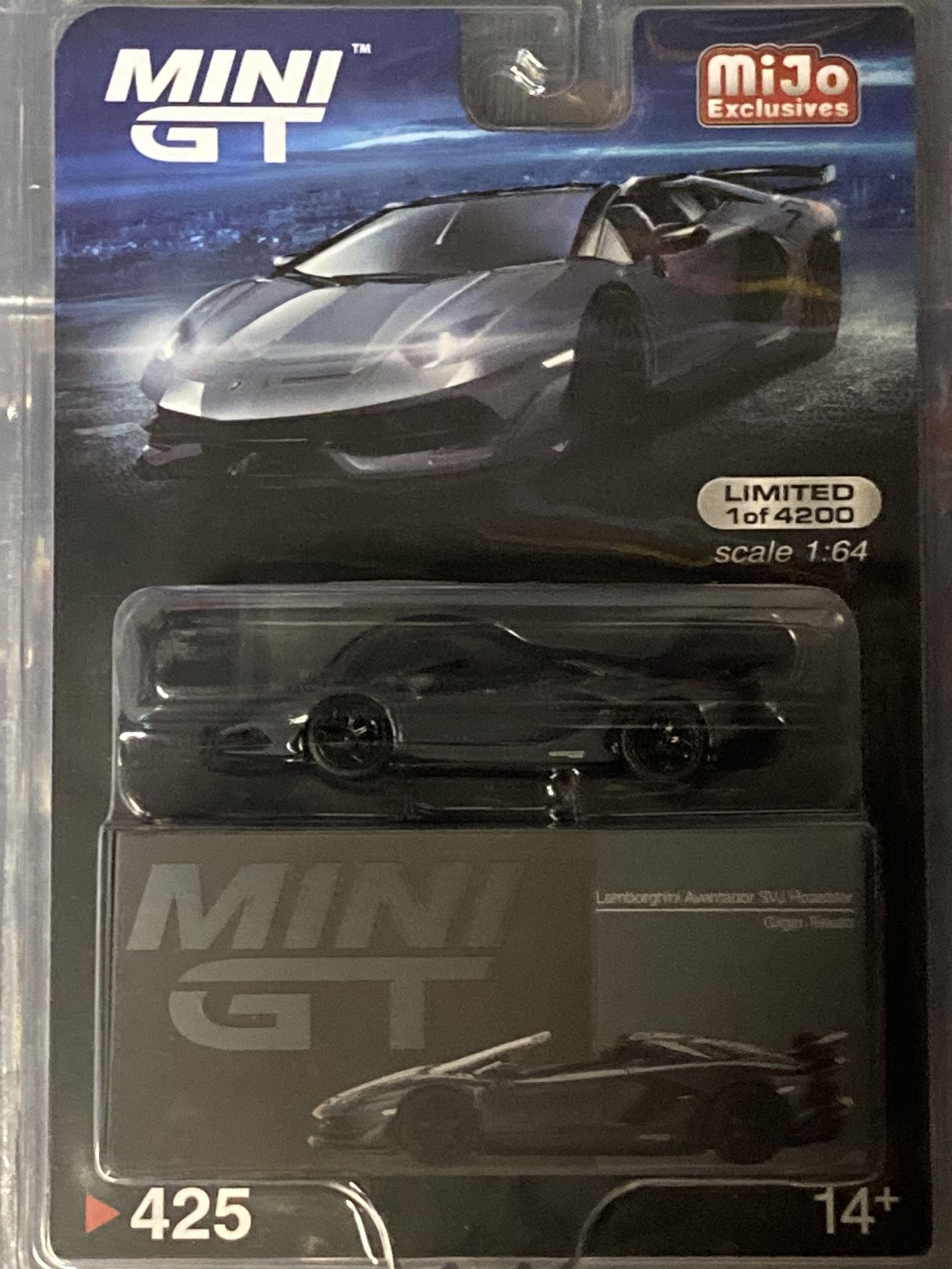 Hot Wheels MiniGT Lambo Aventador SVJ