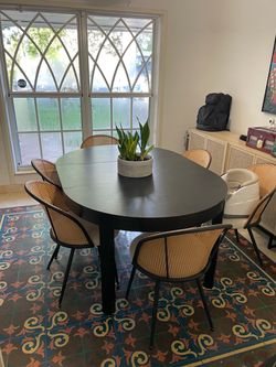 Dining room table with 6 chairs