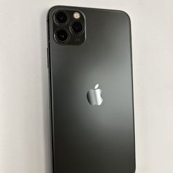 Iphone 11 pro max 256gb unlocked with store warranty and reciept 