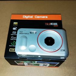 New 72 MP Digital Camera Rechargeable with Built In MP3 Player