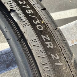 275/30/21 Michelin Pilot Sport 4s (1 Only) $100.00