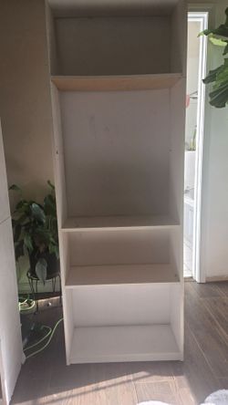 2 Free bookcases