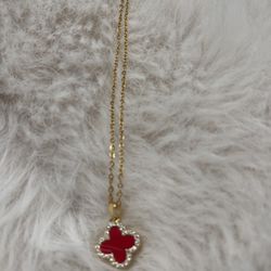 2 Sided Clover With Diamonds Necklace