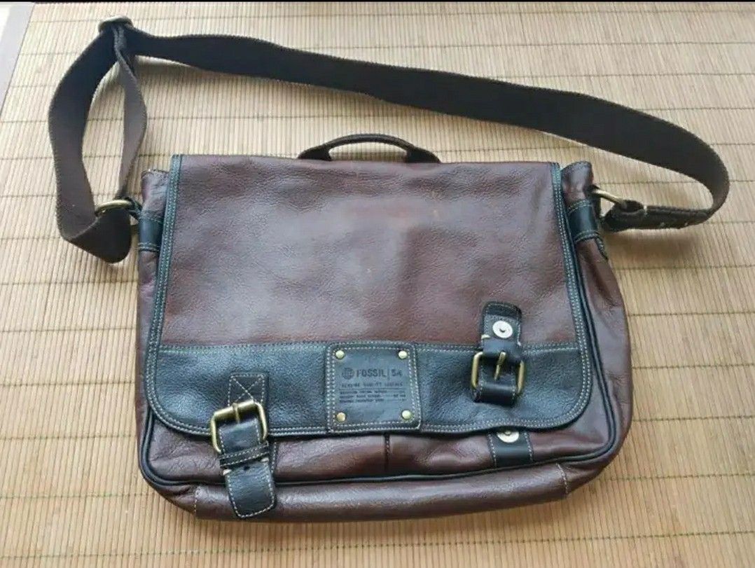 Fossil Estate EW Messenger Lap Top Bag Office Bag in Cognac