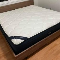 Dreamcloud King Mattress