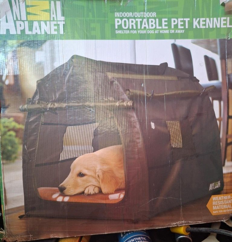 Animal Planet Portable Pet Kennel
