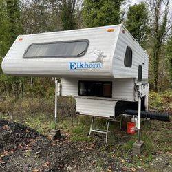 Elkhorn 9T Extended Cabover Camper
