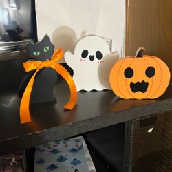 Halloween Decor