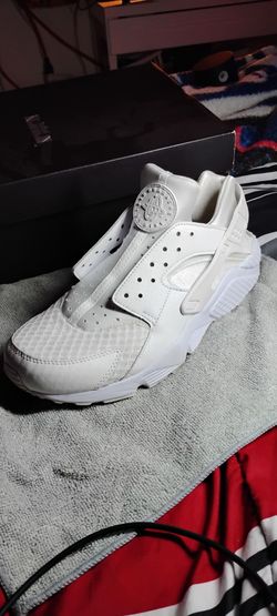 Nike Air Huarache Triple White All White Sneakers Men's Size 10 DD1068-102