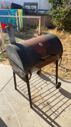 Iron barrel smoker