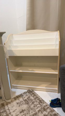 Kids bookshelf/toy shelf