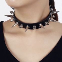 Punk Long Spike Choker Faux Leather Collar for Women Men Cool Big Rivets Studded Chocker Goth Style Necklace Accessories 2025