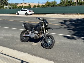2008 Suzuki DRZ400S Super Moto Motorcycke