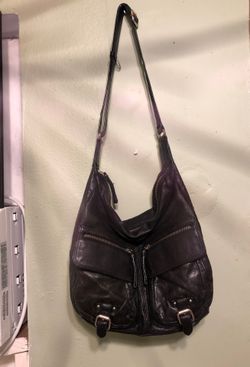 Banana republic. Italian leather