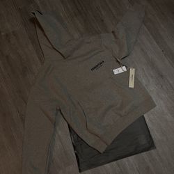 Essential Hoodies 
