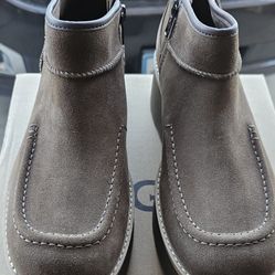 UGG Women’s Cityfunc Ultra Mini Boot Size 8.5 Usa