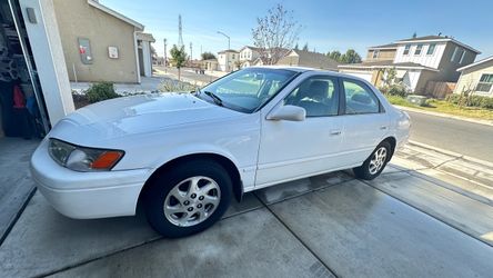 Toyota Camry 1998, V6, XLE