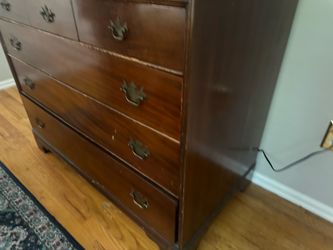 Dresser