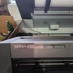 Graphtec ce6000-60 vinyl cutter with stand