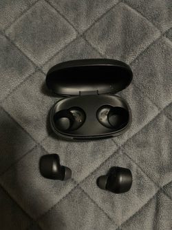 Bluetooth earbuds