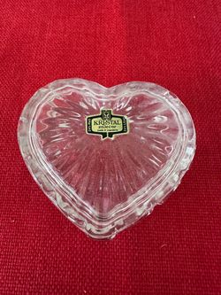 Kristal Zaječar 24% Lead Crystal Heart Shaped Covered Trinket Box