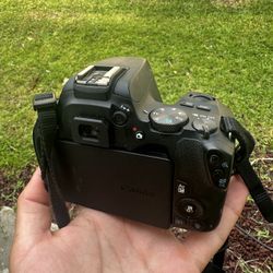 Canon EOS 250D (BODY) Including Battery 