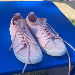 Girls Gym shoes size 6 