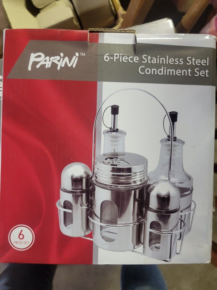 6 Piece Condiment Set