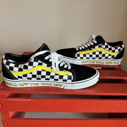 SpongeBob SquarePants Off The Wall Vans