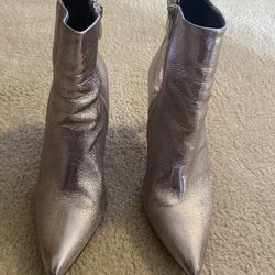 Steven New York Lali Metallic Ankle Boots. Silver Lavender Size 9.5