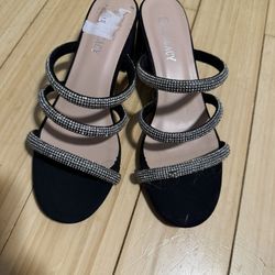 Black Heels With Gems Women’s Size 6
