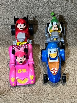 Disney Roadster Mickey Mouse & Minnie & Donald & Goofy die cast Cars racer