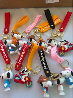 Snoopy keychain bundle 12 pcs as pictured