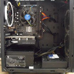 Gaming PC with monitor and Keyboard