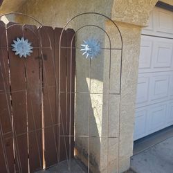 3 Sun trellis!