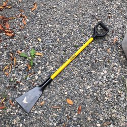DeWalt Floor Scrapper