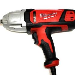 Milwaukee ½” Square Drive Impact Wrench