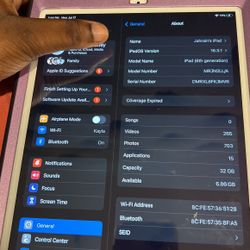 IPad 6th Gen Rose gold