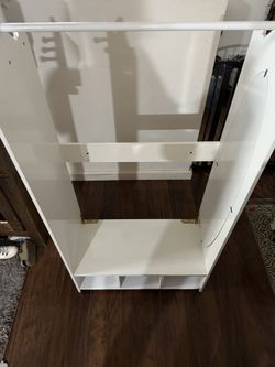 Little Girls Dress Up Rack With Mirror 