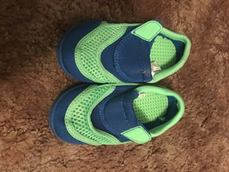 Kids water shoes
