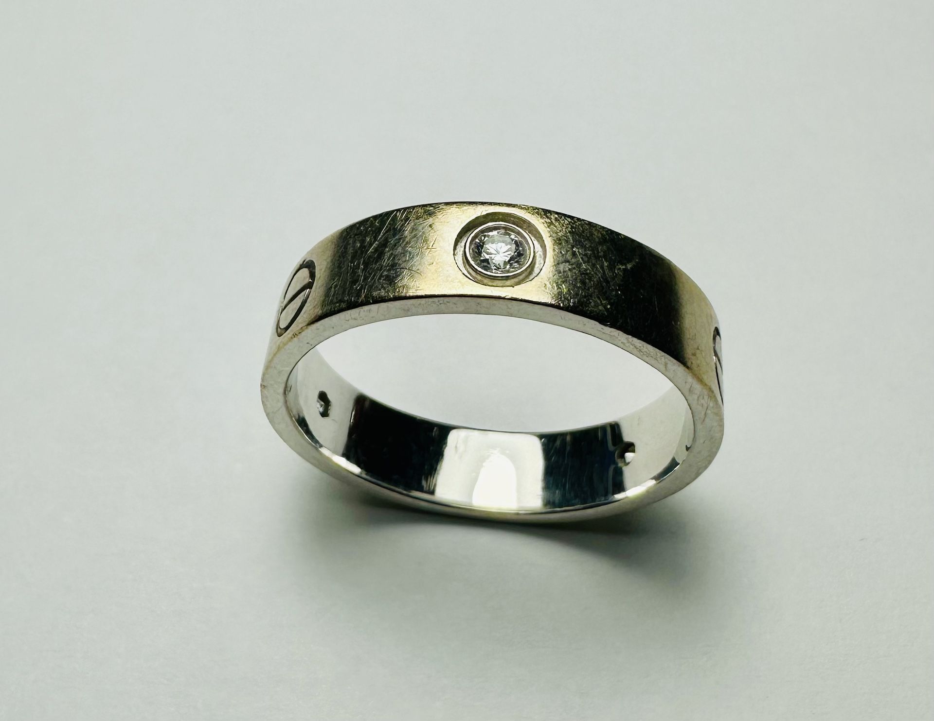 β¨ 18K 750 White Gold Diamond Ring β Luxury Iconic Design β¨